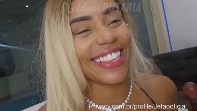 Jefão Socando a Vara Dura na Loirinha Cavalona