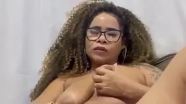 Negão com 10kg de xota
