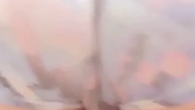 Larissa Rovetta Rebola Mostrando Bunda Empinada
